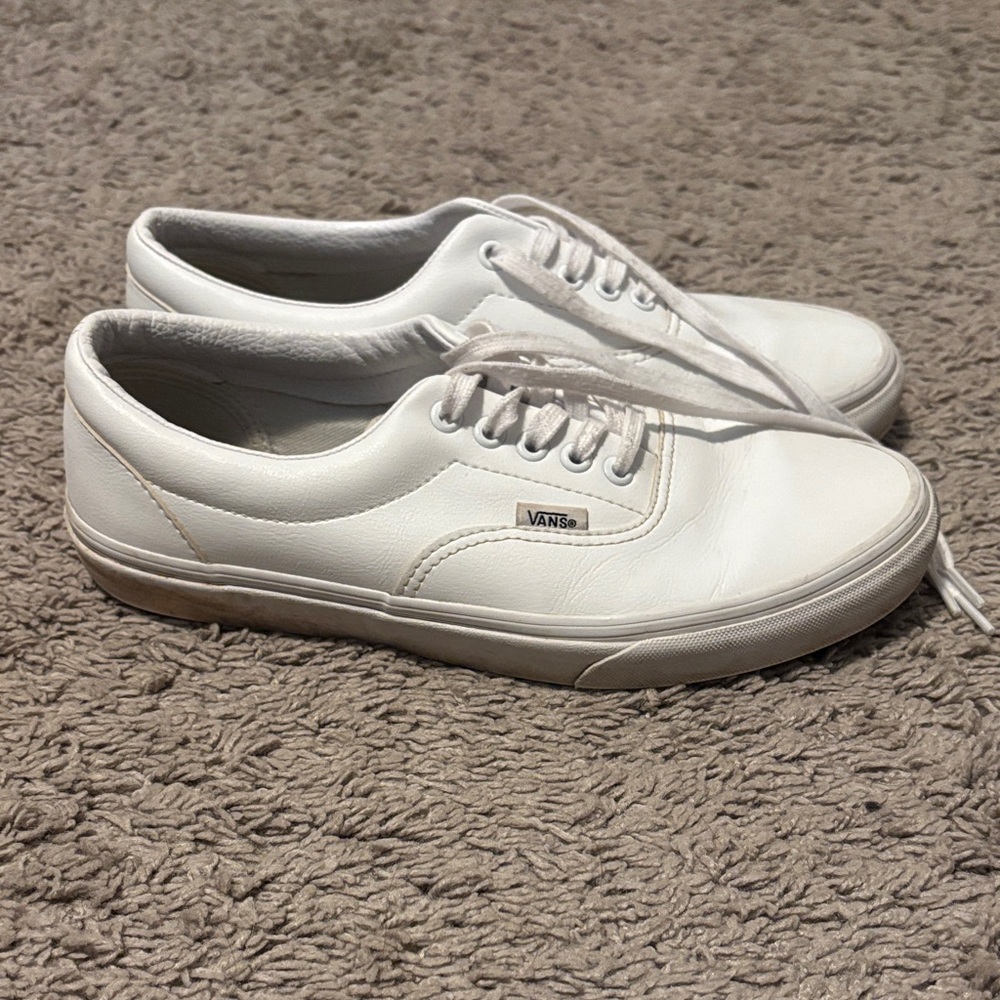 Vans Women's White Leather Low-Top Sneakers